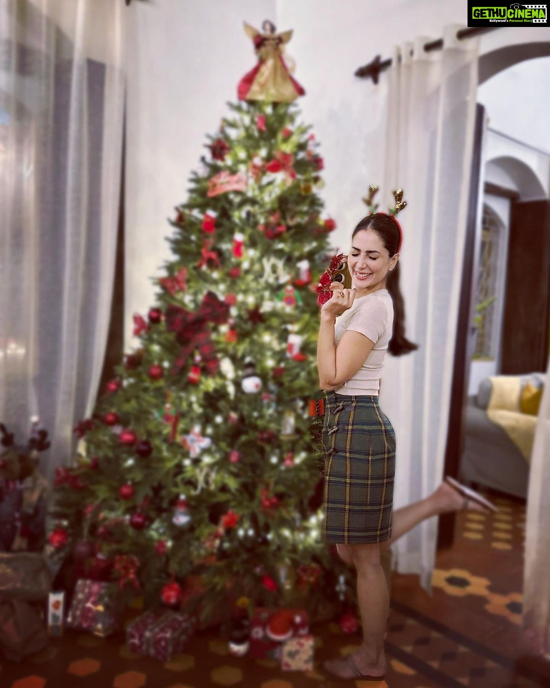 Kim Sharma Instagram - I miss it already 🎅 #comeback #boxingday #xmaswithdrawals
