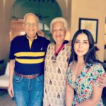 Kim Sharma Instagram - Counting my many blessings .. these are my biggest . Happy Easter 🐣 May the love of Christ fill you with Joy,Ease and Peace♥️💒