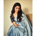 Konkona Sen Sharma Instagram - With a lot of help from my friends: Saree - @makutextiles Blouse - @yam.india Jewellry - @flyingfishaccessories Hair - @nimishashah210 Makeup - @tenzinseldon_____ Styling - @who_wore_what_when Fashion assistant - @d.shubham_j Photography - @chandrahas_prabhu