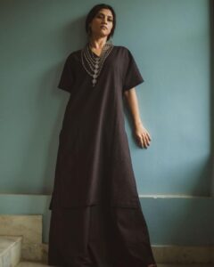 Konkona Sen Sharma Instagram - For Mumbai Diaries Promotions 

Outfit: @turnblackofficial 
Jewellery: @amrapalijewels
Styling: @damini_styles 
Photographer: @gourabganguli 
Makeup: @tenzinseldon__
Hair: @nimishashah210