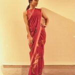Konkona Sen Sharma Instagram - For the trailer launch of Mumbai Diaries 26/11 Saree - @yam.india Jewellry - @aaharya Hair - @nimishashah210 Makeup - @tenzinseldon_____ Styling - @who_wore_what_when Fashion assistant - @d.shubham_j Photography - @chandrahas_prabhu