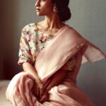 Konkona Sen Sharma Instagram - A holiday from my usual self! Promotions for #ajeebdaastaans #geelipucchi Thank you: Outfit - @anavila_m Jewellery - @sheetalzaveribyvithaldas HMU - @krisann.figueiredo.mua Styled by - @who_wore_what_when Photography- @anurag_kabburphotography