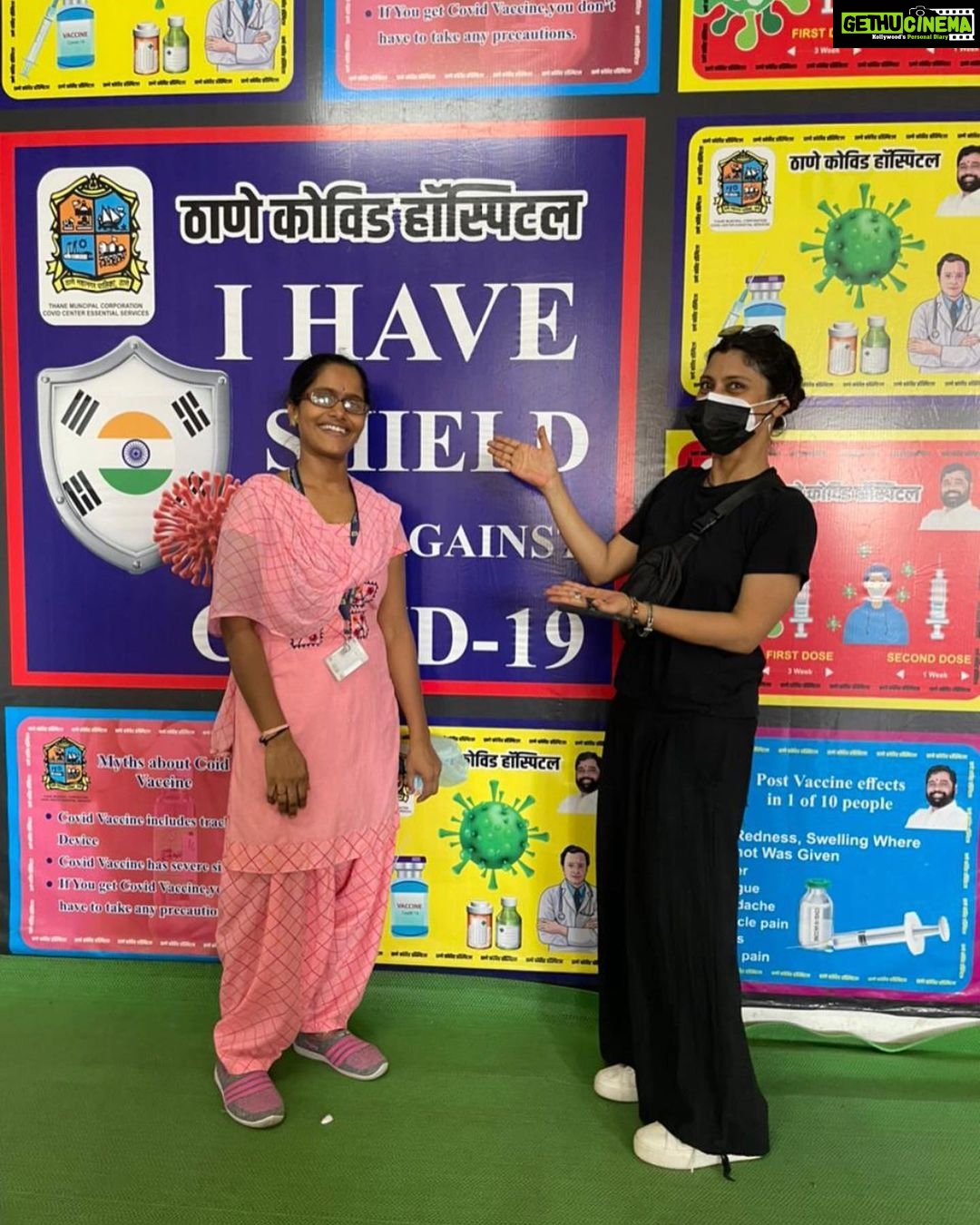 Konkona Sen Sharma Instagram - After playing vaccine vaccine for a few days we finally got jabbed! Got my first shot of Covaxin today! It is, after all, possible to get a slot from the CoWin site. If you know English, have a smart device and internet of course 🙄 Some tips that helped us: 1. Covialerts.in on the telegram app. 2. Using Chrome incognito mode when accessing the CoWin site Thanks so much Thane Global Hub for a smooth experience, especially Jatin Tawde and Ashwini Gochade. Hats off to the medical community everywhere! ♥️♥️ for @amolparashar and @damini_styles for being my vaccine buddies. Please continue to double mask and follow all COVID protocols post vaccine.