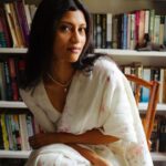Konkona Sen Sharma Instagram - At home in Anavila 🌸 For Mumbai Diaries 26/11 virtual promotions Saree: @anavila_m Jewellery: @shoplune Styling: @damini_styles Hair: @nimishashah210 Makeup: @tenzinseldon_____ Photography: @gourabganguli
