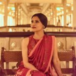 Konkona Sen Sharma Instagram - For the trailer launch of Mumbai Diaries 26/11 Saree - @yam.india Jewellry - @aaharya Hair - @nimishashah210 Makeup - @tenzinseldon_____ Styling - @who_wore_what_when Fashion assistant - @d.shubham_j Photography - @chandrahas_prabhu