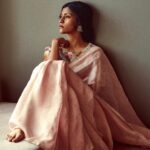 Konkona Sen Sharma Instagram - A holiday from my usual self! Promotions for #ajeebdaastaans #geelipucchi Thank you: Outfit - @anavila_m Jewellery - @sheetalzaveribyvithaldas HMU - @krisann.figueiredo.mua Styled by - @who_wore_what_when Photography- @anurag_kabburphotography