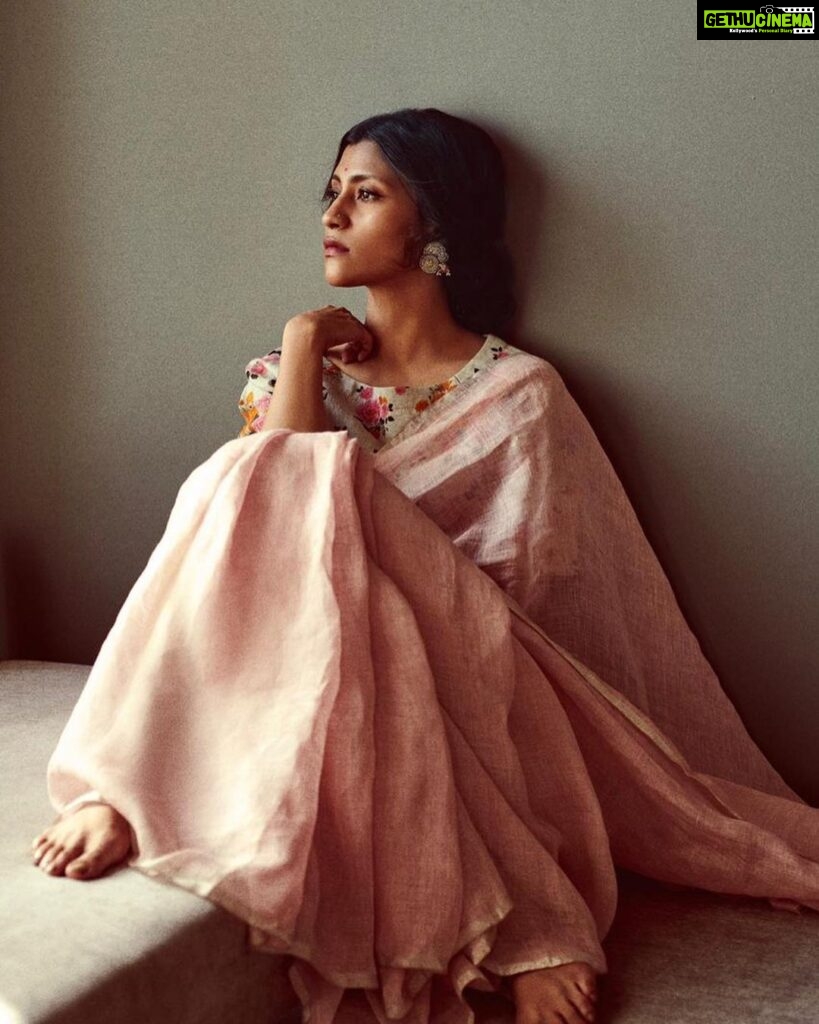 Konkona Sen Sharma Instagram - A holiday from my usual self! Promotions for #ajeebdaastaans #geelipucchi Thank you: Outfit - @anavila_m Jewellery - @sheetalzaveribyvithaldas HMU - @krisann.figueiredo.mua Styled by - @who_wore_what_when Photography- @anurag_kabburphotography