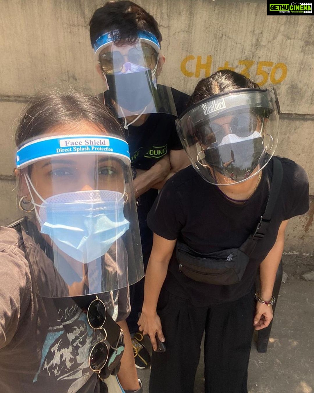 Konkona Sen Sharma Instagram - After playing vaccine vaccine for a few days we finally got jabbed! Got my first shot of Covaxin today! It is, after all, possible to get a slot from the CoWin site. If you know English, have a smart device and internet of course 🙄 Some tips that helped us: 1. Covialerts.in on the telegram app. 2. Using Chrome incognito mode when accessing the CoWin site Thanks so much Thane Global Hub for a smooth experience, especially Jatin Tawde and Ashwini Gochade. Hats off to the medical community everywhere! ♥️♥️ for @amolparashar and @damini_styles for being my vaccine buddies. Please continue to double mask and follow all COVID protocols post vaccine.
