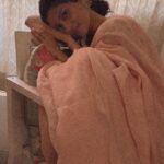 Konkona Sen Sharma Instagram - Shubho Nobo Borsho! Thrilled to be doing promotions for #ajeebdaastaans after a brief covid scare! Test turned out to be negative and I couldn’t be more grateful. Can’t wait for you guys to watch @neeraj.ghaywan’s Geeli Puchi, which is a part of this @dharmaticent Anthology. Saree - @anavila_m Jewelry - @sheetalzaveribyvithaldas Styled by- @who_wore_what_when Pictures by - @damini_styles Hair and make up: Me! So please to forgive.