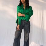 Konkona Sen Sharma Instagram - Pre third wave photos! Styling: @damini_styles Jewellery: @amrapalijewels Hair: @nimishashah210 Makeup: @tenzinseldon__ Photographer: @chiragkhetan_photography