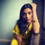 Konkona Sen Sharma Instagram - Mumbai Diaries Virtual Promotions… Outfit: @stylemati @the.yellow.dot Jewellery: @shoplune Styling: @damini_styles Hair: @nimishashah210 Makeup: @tenzinseldon_____ Photography: @damini_styles