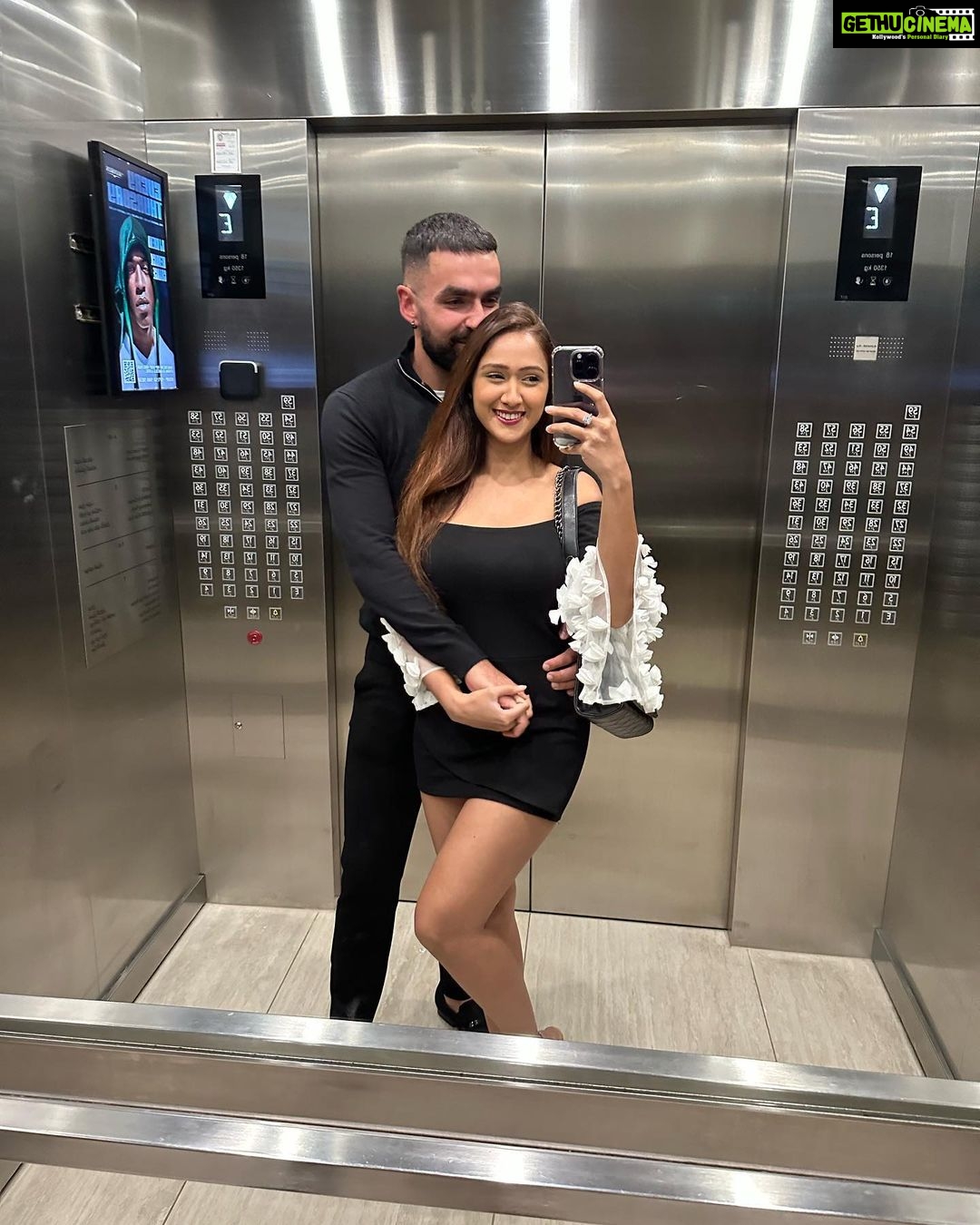 Krissann Barretto - 53.2K Likes - Most Liked Instagram Photos