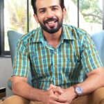 Krissann Barretto Instagram - Reel mein toh aapne inhe dekh hi liya, ab real mein bhi dekho. Jaldi @hungama_play ko follow karo and tell us #YourDhappaStory. Your favourite star is waiting to meet you. @ijaybhanushali @kapursahab @krissannb @samridhbawa @smriti_khanna @sanamjohar @aslimonalisa @dishankarora9 @mohit.duseja @vishal.singh786 @varunnjain @abigail_pande @sakshisharma68 @onnrecords @ashishchhabraofficial @lafzonkesketch @planmyshowofficial @avkpweb @anilvkumar04 #Contest #ContestAlert #HungamaPlay #ContestDay #comment #tellus #win #meet #cast #share #story #comedy #watch #entertainment #laugh #couple #love #comingsoon #fun #excited #hideandseek #newshow #show #reel #soon #staytuned #hungama #Dhappa