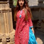 Krissann Barretto Instagram – Trying to remember how it feels to have a heartbeat 

Wearing @maaesaclothing 

#reels #reelsinstagram #reelsvideo #reelsindia #indian #indianoutfit #temple #india #girl #happy #blessed #grateful #love