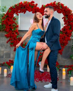 Krissann Barretto Instagram - 22.04.2023 ♾️
I can’t wait to spend the rest of my life with you ♥️ 
I love you 🥹♥️ 

Photography @araalexanderofficial 
Decor @harmoni.decorations 
MUAH @makeupbynandita

#NKgotHitched