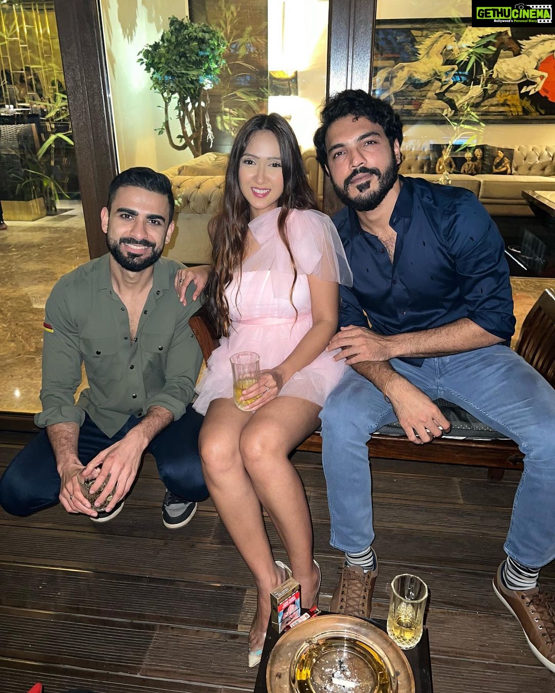 Krissann Barretto - 47.2K Likes - Most Liked Instagram Photos