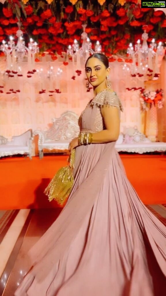 Krystle D'Souza Instagram - Nothing can dim the light that shines from within ✨ Outfit: @gazalguptacouture Bag: @handlethosebags Styled by: @dinky_nirh . . . #indianoutfit #wedding #accessories #indianwedding #style #hairstyles #gajra #hairflowers #chandbali #foryou #foryoupage #reelsinstagram #reels #lights #fashion #indianfashion #hairbun