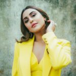 Krystle D'Souza Instagram - Yellow there 🐣 . . Outfit: @ranbirmukherjeeofficial Jewelery: @gehnajewellers1 HMU: @shaikhgalib Clicked by : @smileplease_25 Styled by: @dinky_nirh Filmcity Goregaon