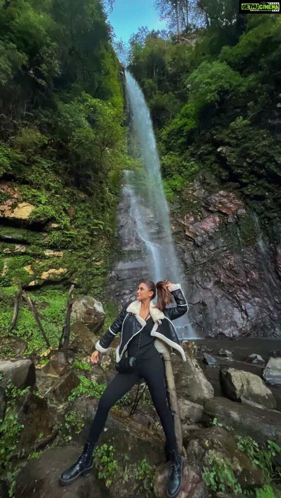 Krystle D'Souza Instagram - This trek and view took my breath away… literally 🧗🏼‍♀
