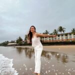 Krystle D'Souza Instagram - When you lose yourself in the things you love. You find yourself there too 🤍♾