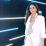 Krystle D'Souza Instagram - Here’s a day in my life full of fun and learning. I attended the one of a kind @lorealpro Scalp Beauty Verse Event🤍 Thanks to my hair pro @karandeolofficial from @tweaksalonindia who guided me throughout the event and also recommended the Scalp Advanced Anti- Discomfort Range, which consists of Niacinamide which will help sooth my scalp and keep it hydrated🫶🏻 I will soon share more about this event, stay tuned for my reel 2✨ #BreakTheCycle #NewStartAhead #ScalpAdvanced #sponsored @lorealpro_education_india @lorealpro