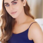 Krystle D'Souza Instagram - Reality VS What makes it to the gram. ⚠️Just a reminder: Don’t let social media fool you..what you usually see is the filtered version of life that we all choose to put out there. All you see is the good sh*t. The partying, the travelling, the ‘success’, but all the struggle remains uncaptured. Don’t let social media deceive you into thinking you are way behind. Real life occurs behind all the ‘picture perfect’ edited posts . . . 📸 @harsh__mevada