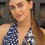 Krystle D'Souza Instagram - Sunday mood 🧿💙. . . 👗@howwhenwearclothing x @vblitzcommunications . . #sundaymood☀️ #polkadot #floral #sunset #macrame #aiseykaisey