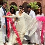 Krystle D'Souza Instagram - Holi like never before ! . 📍 @narendra.bhawan.bikaner what an experience ✨ . . . #holi2023 #happyholi #colors #indianfestival #festivevibes #friends #palace #narendrabhawan #bikaner 🧿