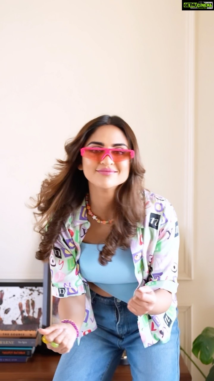 Krystle D'Souza Instagram - Creating my vibe for India’s biggest music festival @vh1Supersonic with their Fashion partner @AJIOlife’s outfit. Come find me at the biggest music fest and flex your looks too 😌 #vh1supersonic #AJIOVibeTribe #AJIOXSupersonic #houseofbrands #Ajiolove