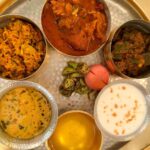 Krystle D'Souza Instagram - Sunday’s should strictly look like this… . . 📍 @narendra.bhawan.bikaner . . . #happysunday #sundaybinge #travel #incredibleindia #bikaner #narendrabhawan #palace #getaway #weekend #weekendvibes #sunday #thali Narender Bhavan, Bikaner
