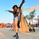 Krystle D’Souza Instagram – Waiting for my batmobile at Supersonic 2023 🦇 
.
.
.
.
#supersonic #vh1supersonic #musicfestival #musicfestivaloutfit #vh1supersonic2023 #sunset #ootd #accessories #outfitideas #batman @vh1supersonic Vh1 Supersonic, Pune