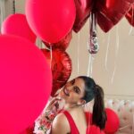 Krystle D’Souza Instagram – ❤️ Heart is where the home is 📍
Happy Valentines Day 🎈
.
.
#love #happyvalentinesday #valentines #red #balloons #heart #decoration