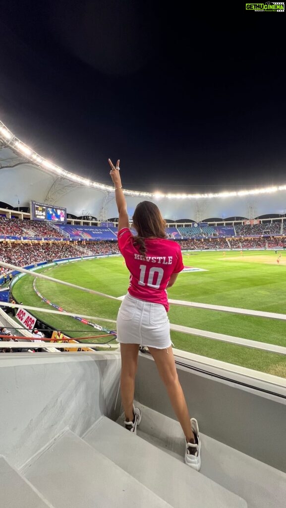 Krystle D'Souza Instagram - #ad Watched the IL T20 FINALS in Dubai yesterday with @sportsbuzz.11 ! USE MY CODE : KRYSTLE100 #buzzmakers #sportsbuzz11 @tgbtroop