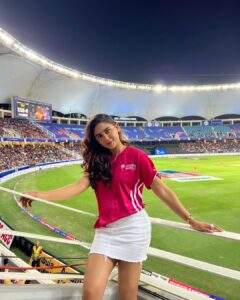 Krystle D'Souza Instagram - #ad Watched Dubai IL T20 Finals Live !
@sportsbuzz.11 
USE MY COUPON CODE : KRYSTLE100
#buzzmakers #sportsbuzz11 
@tgbtroop