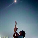 Lakshmi Manchu Instagram – A duet with the moon 🌝 . #solotime #feels #onewiththeuniverse 
📸 : @sowmyavanga9 🥰