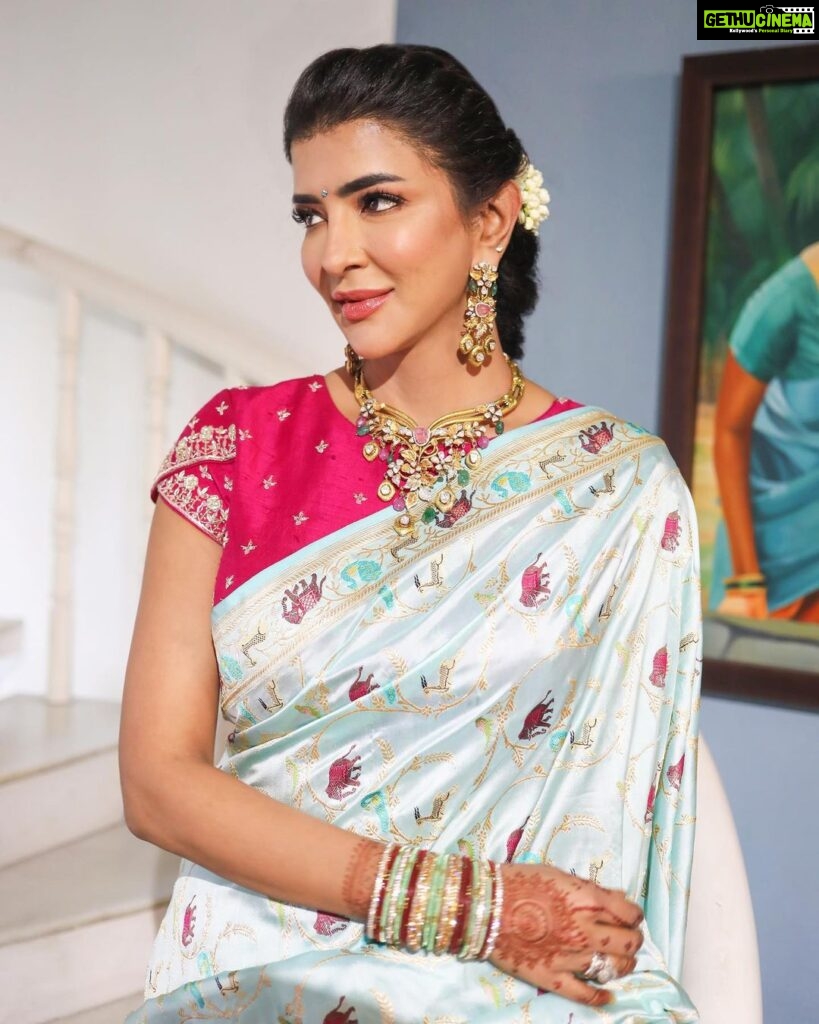Lakshmi Manchu Instagram - A celebration that I can’t get over🥰 Jewellery @khannajewellerskj MUA @vibhu_makeupartist Hair Stylist @manasamakeup #WeddingFashion #SareeLove #MWedsM #Pellikoduku