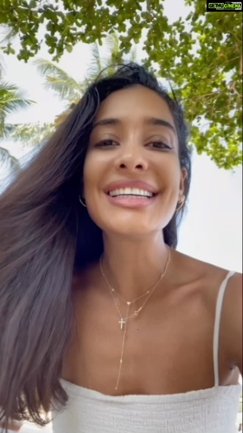Lisa Haydon Instagram - Jesus said “I tell you, her sins—and they are many—have been forgiven, so she has shown me much love. But a person who is forgiven little shows only little love.” Luke 7:47 This verse is what I felt like when I realised my past was behind me and held no power over my future. A life with Jesus eclipses anything else life has to offer. Grateful for so many things Jesus did that we celebrate this Sunday. This passage in Philippians explains the sacrifice of Jesus simply, it says.. “You must have the same attitude that Christ Jesus had. Though he was God, he did not think of equality with God as something to cling to. Instead, he gave up his divine privileges; he took the humble position of a slave and was born as a human being. When he appeared in human form, he humbled himself in obedience to God and died a criminal’s death on a cross. Therefore, God exalted him to the place of highest honor and gave him the name above all other names, the authority of the name of Jesus causes every knee to bow in reverence! Everything and everyone will one day submit to this name—in the heavenly realm, in the earthly realm, and in the demonic realm. And every tongue will proclaim in every language: “Jesus Christ is Lord bringing glory and honor to God, his Father!” Philippians‬ ‭2‬:‭5‬-‭11‬ ‭NLT‬‬/TPT In a world where greatness is often perceived so differently this display Christ’s nature of love and humility is encouraging. That All God considers for any of us to be great in His eyes is to simply have the heart of a servant. He was all powerful God and, yet He restrained all His power and allowed evil people exert authority over Him and torture Him to death, all because of His love for us, to pay a debt we owed for our karmas. And while he was being nailed to the cross He was praying for their souls saying “Father forgive them, for they don’t know what they are doing”. Luke 23:34. I read something yesterday that sums up a life of knowing Jesus. “To love him, is to achieve something great. To be there with Him when the world mocks Him is a Holy privilege. To endure what life throws at us with Him is a sacred invitation.” #thereispowerinthenameofjesus 🌈
