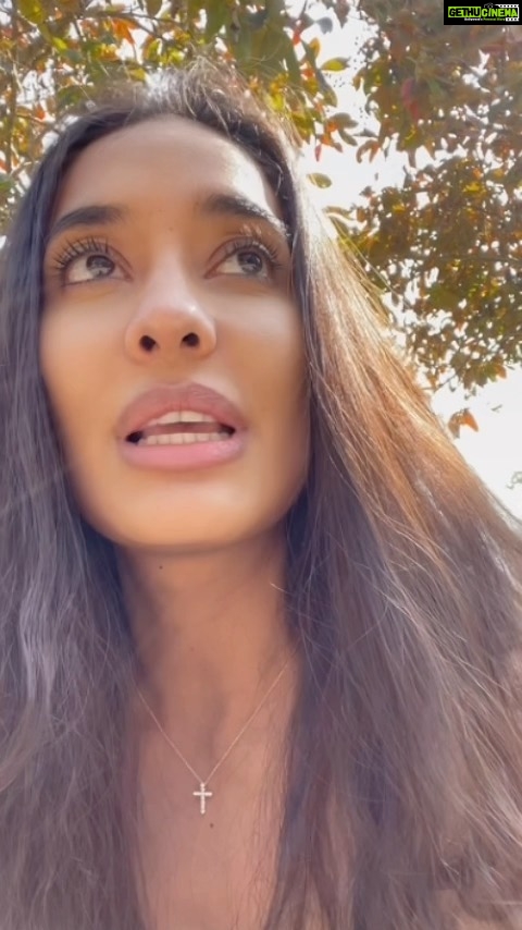 Lisa Haydon Instagram - Don’t want 2022 to pass without testifying of the life changing year it has been… No parts of this video are to discount anyone needing to seek medical help, rather to testify of miracles still happening today. To understand more about deliverance and healing, and how to maintain freedom, where the presence and power of God are moving, you can also follow @vladhungrygen @mikesignorelli P.s. my hub wants everyone to know the kids screaming in the park were not ours. Ha. It’s really cold in Hong Kong at the moment so I’ve layered up half way through making this video… no continuity, and it’s a bit choppy as it was much longer and needed shortening, but hopefully clear. Happy New Year all my insta fam 😘🌈