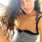 Lisa Haydon Instagram - Bought this swimsuit when I was 19…. Slurrrp