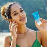 Lisa Haydon Instagram – Too late to make a New Year Resolution?

Get your own iconic Bioré Aqua Rich Essence for only Rs. 999 at Bioré Birthday Blowout Sale between 13th -16th January only at Nykaa! Don’t miss the opportunity to experience this Wondrous Watery Shield 
 
#EverydayHighProtectionfromUVrays #Skinvestment
#BioreTurnsOne
#PR
#BioreAmbassador #WondrousWateryShield
#ProtectLikeAPro
#WinThisWinter
#Jbeauty
#TakeItOff
#JoyOfBareSkin
@bioreindia