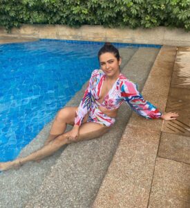Madhurima Tuli Instagram - 🧜🏽‍♀️❤️

PC - Thanks @vijayamountaineer for the beautiful capture. 
Ps- Gifted clothes definitely make you look better. Thanks @swatisinha2309 for the 👙I didn’t know you like me so much in it 😉❤️