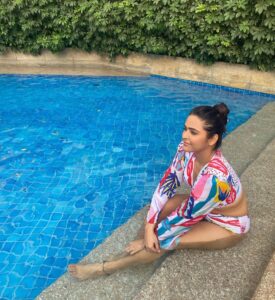Madhurima Tuli Instagram - 🧜🏽‍♀️❤️

PC - Thanks @vijayamountaineer for the beautiful capture. 
Ps- Gifted clothes definitely make you look better. Thanks @swatisinha2309 for the 👙I didn’t know you like me so much in it 😉❤️