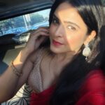 Madhurima Tuli Instagram - Happy Ram Navami ❤️🙏🏼 Saree Mohabbat .. It’s always a pleasure to be at Kauthig, reconnecting with my roots and getting so much love from you’ll. Thank you ❤️🙏🏼 #ramnavami #saree #love #red #memories