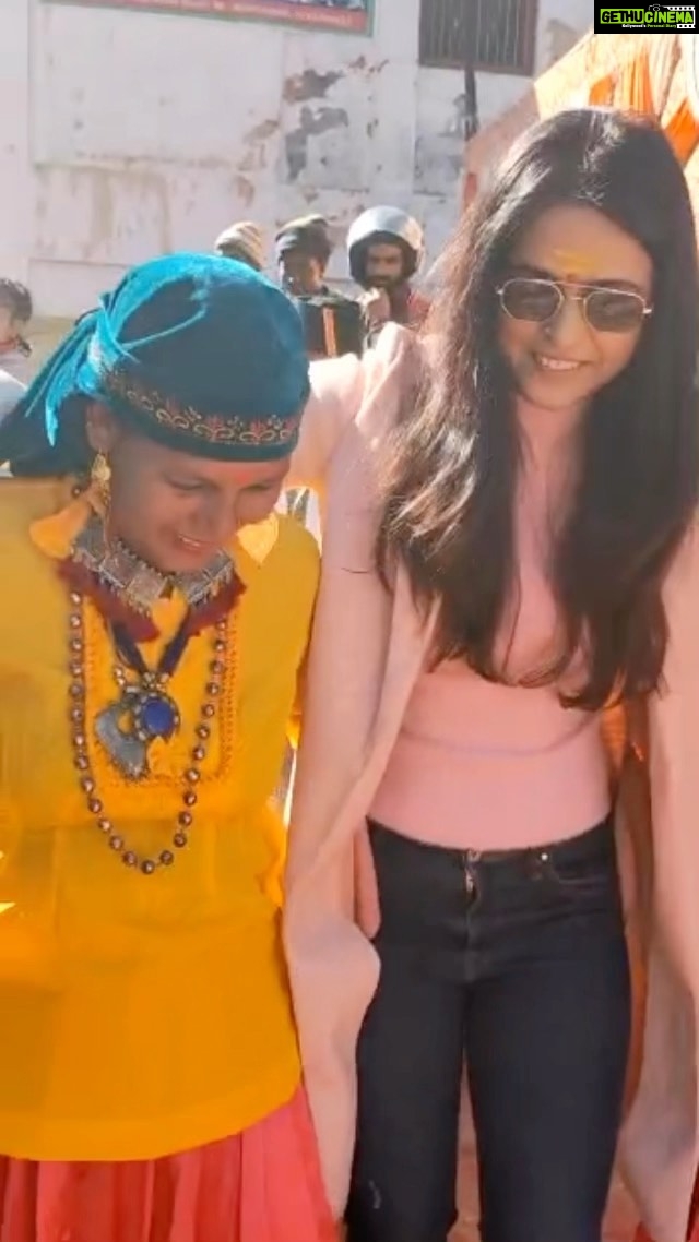 Madhurima Tuli Instagram - Was invited to Uttarkashi as a guest of honour. Had a great time reliving the moments from my childhood. Thank you for the love ❤️🙏🏼