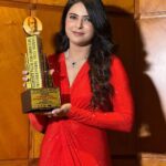 Madhurima Tuli Instagram - Grateful.. Thank you for the love Dubai ❤️🙏🏼 Fashion Trendsetter of the year 2023 ❤️