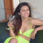Madhurima Tuli Instagram - Had to reel to get the feel.. 😋☺️❤️ #reelitfeelit