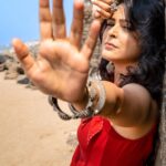 Madhurima Tuli Instagram - You live, you learn and you move on.. ❤️ 👗 - @ambraee_ Jewellery- @teejhindia HMU - @raj_mukadam 📸- @gunjanc7