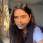 Madhurima Tuli Instagram - Sun selfie ☀️❤️