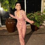 Madhurima Tuli Instagram - Shining through the city ✨💖 Styled by @shailjaanand Outfit by @orupret @orubyapoorva Jewellery by @the_jewel_gallery HMU @raj_mukadam