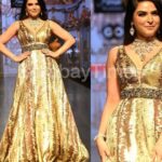 Madhurima Tuli Instagram - BOMBAY TIMES FASHION WEEK!! Thank you @arch.jain for having me. It was exciting to walk the ramp for @bombaytimes @timesfashionweek Lots of love and Gratitude 🙌🏼❤️🫶🏼